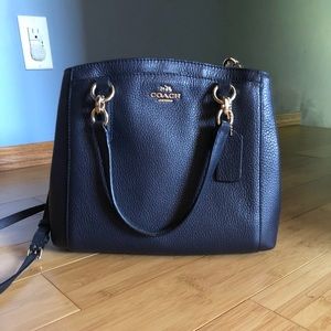 Coach leather shoulder bag
